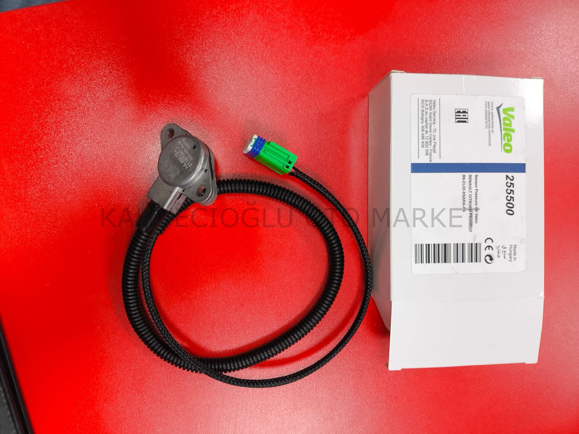 YAĞ BASINÇ ALICISI P206 1.4İ 98=> P406 1.8 16V-2.0 2529.24-7700100009-8201533009*